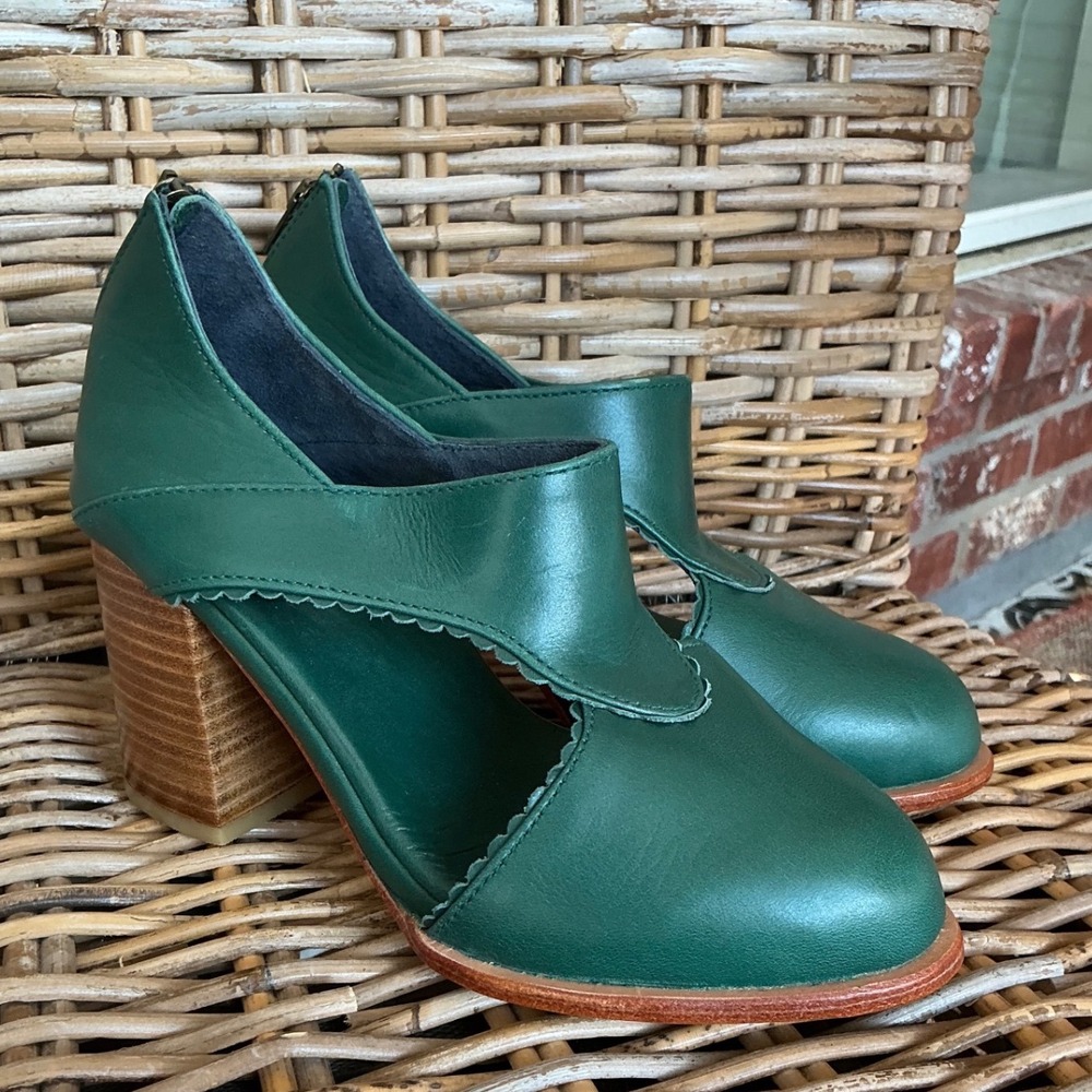 Bali ELF Rain Kiss Leather Heel Booties Emerald Green Size 5 Handmade Shoes